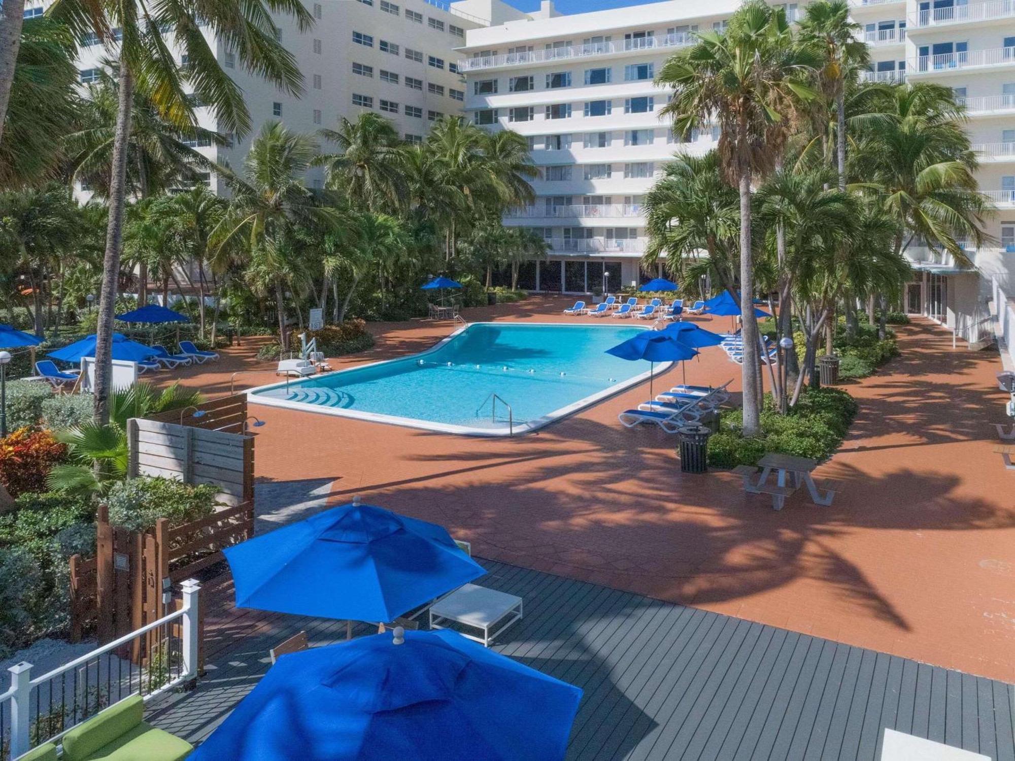 Radisson Resort Miami Beach Exteriör bild