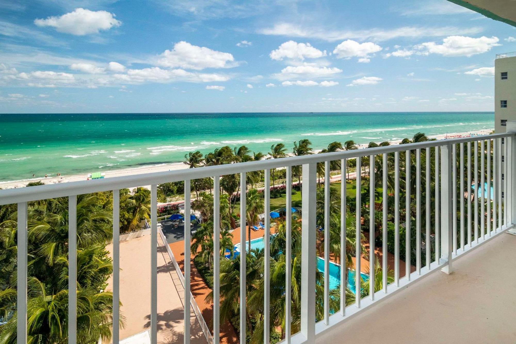 Radisson Resort Miami Beach Exteriör bild